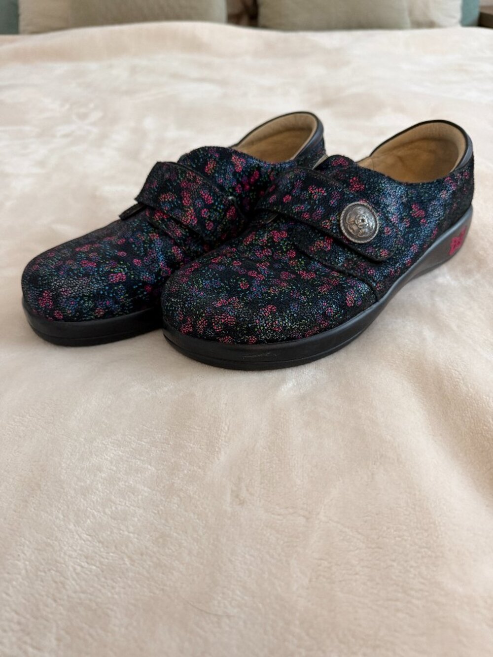 Alegria Joleen JOL-489 Womens 38 US 8-8.5 Floral Leather Comfort Shoes Clogs